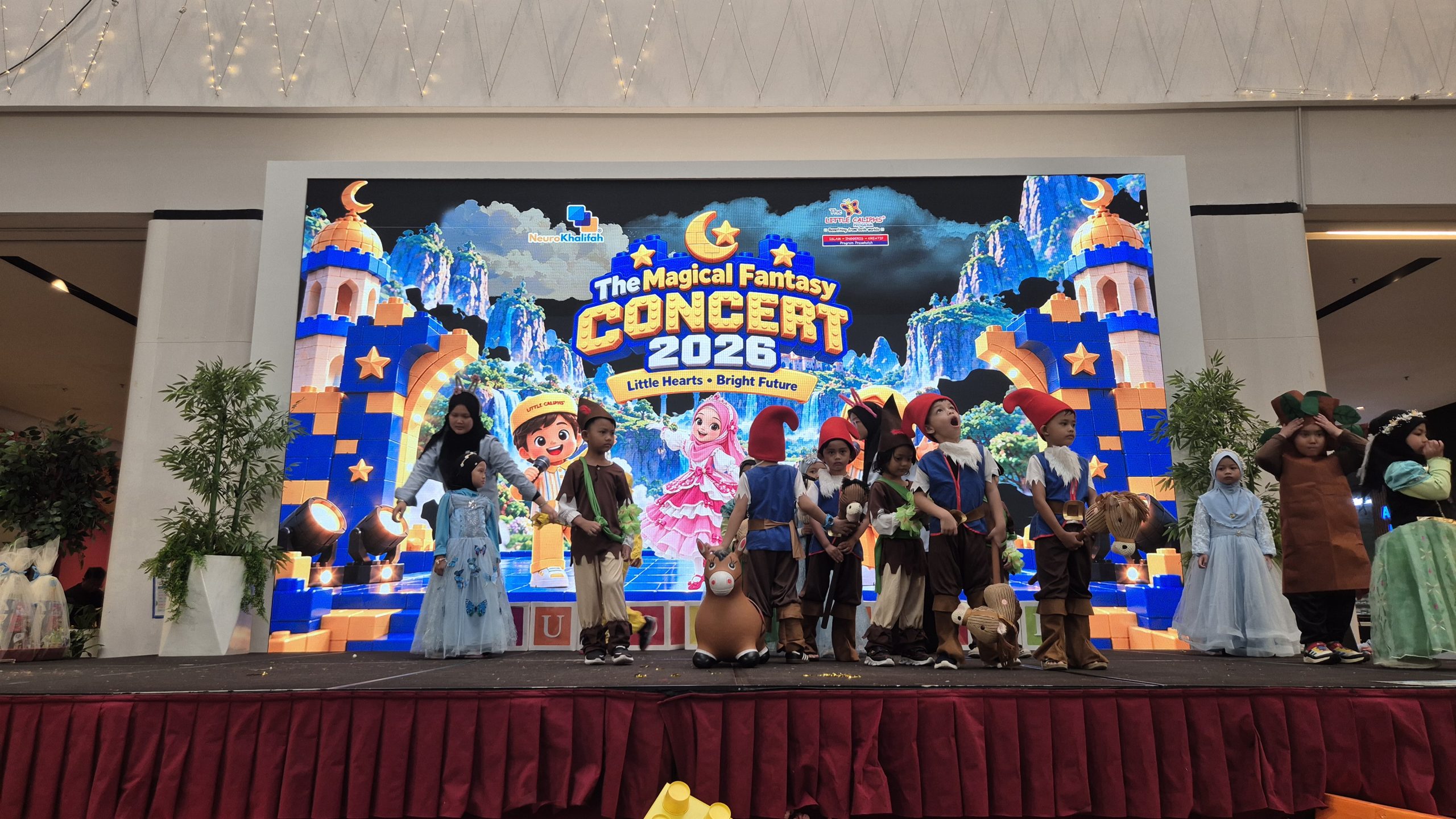 Persembahan anak-anak Little Caliphs pada hari pertama Karnival Pendidikan Neurokhalifah 2026